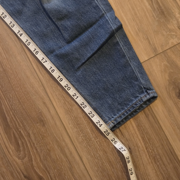 Old Navy High Rise Slouchy Taper  Women's Ankle Jeans - Picture 5 of 6